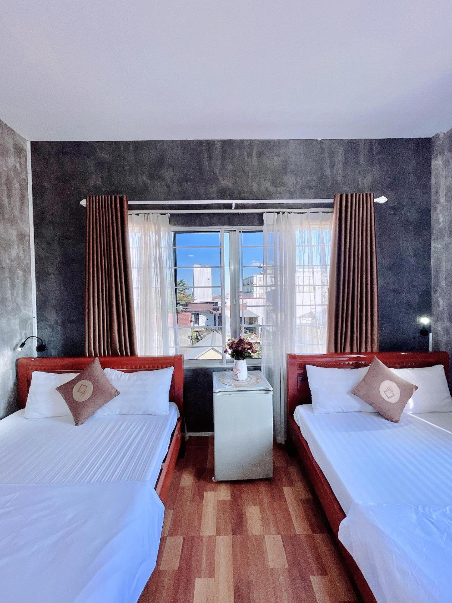 Amy 2 Hostel Hue Exterior photo